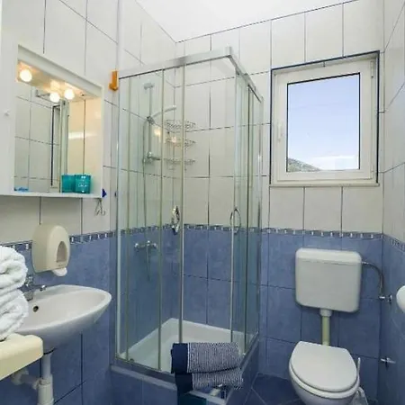 Appartement In With Sea View, Terrace, Air Conditioning, Wifi 5121-1